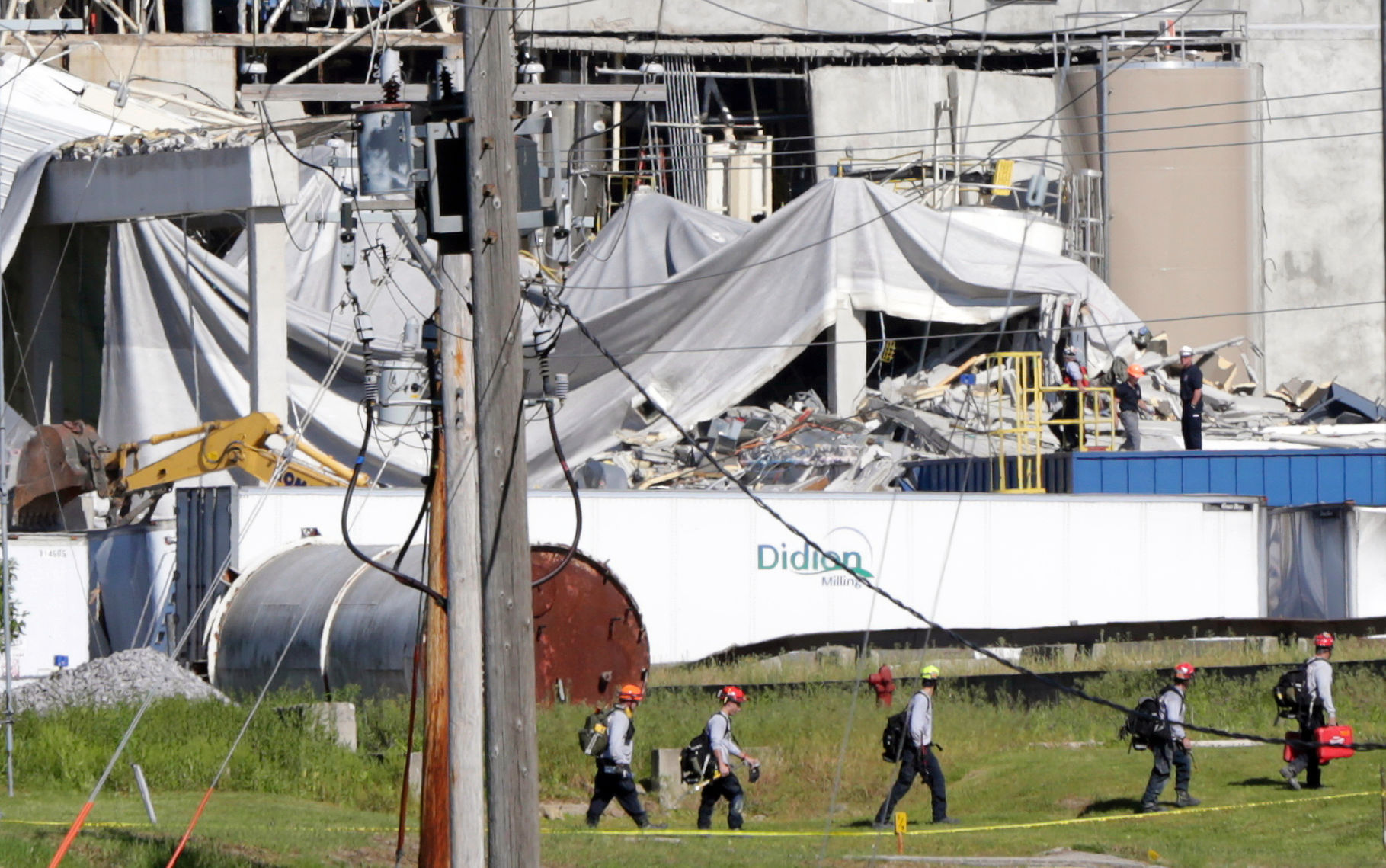 CambriaExplosion0243MPKeNEW-06012017171315